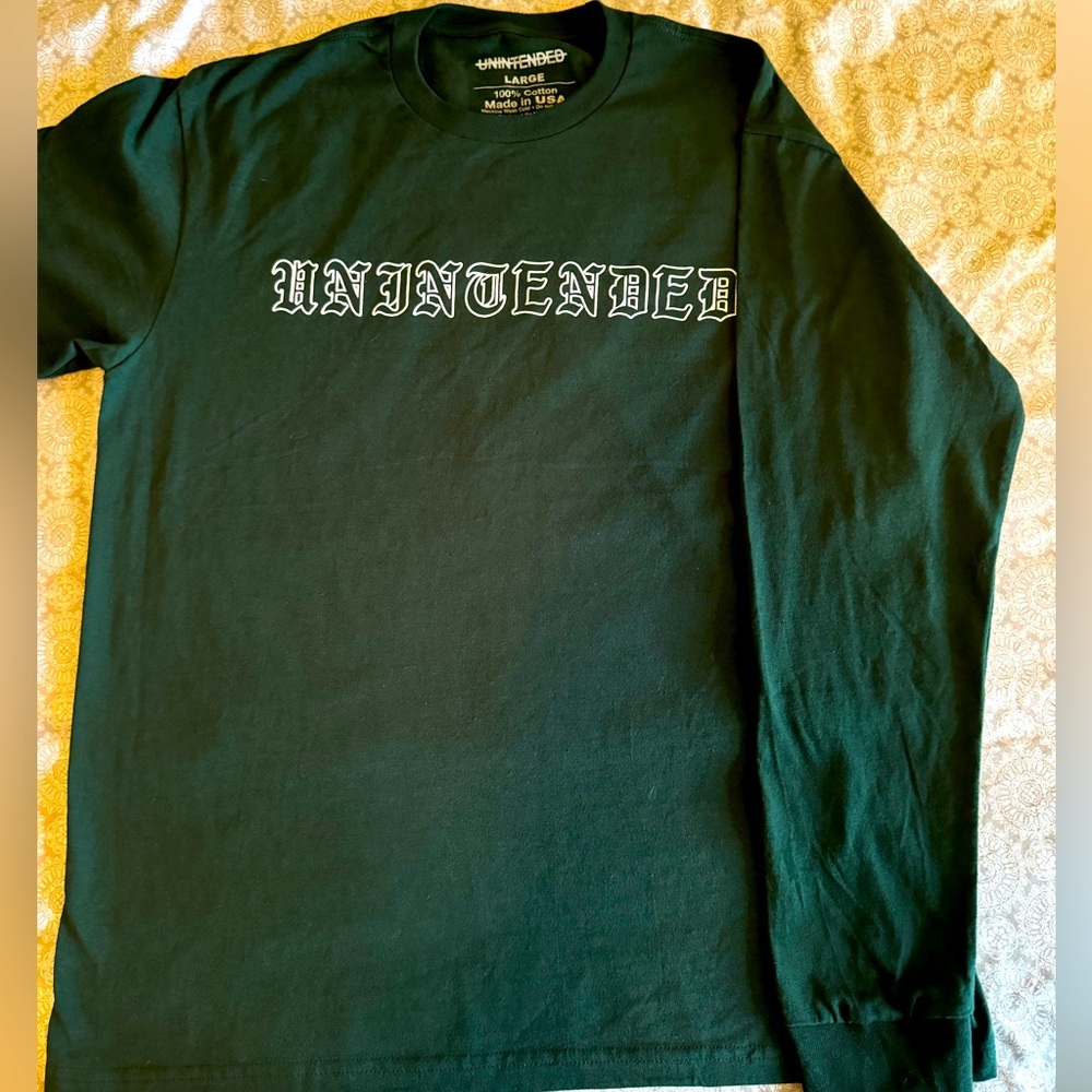 Unintended Brand. Large 100% Cotton Long Sleeve Shirt